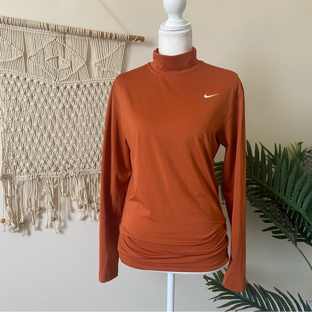 Vintage Nike Terra Cotta Dri-Fit Turtleneck (HO11)